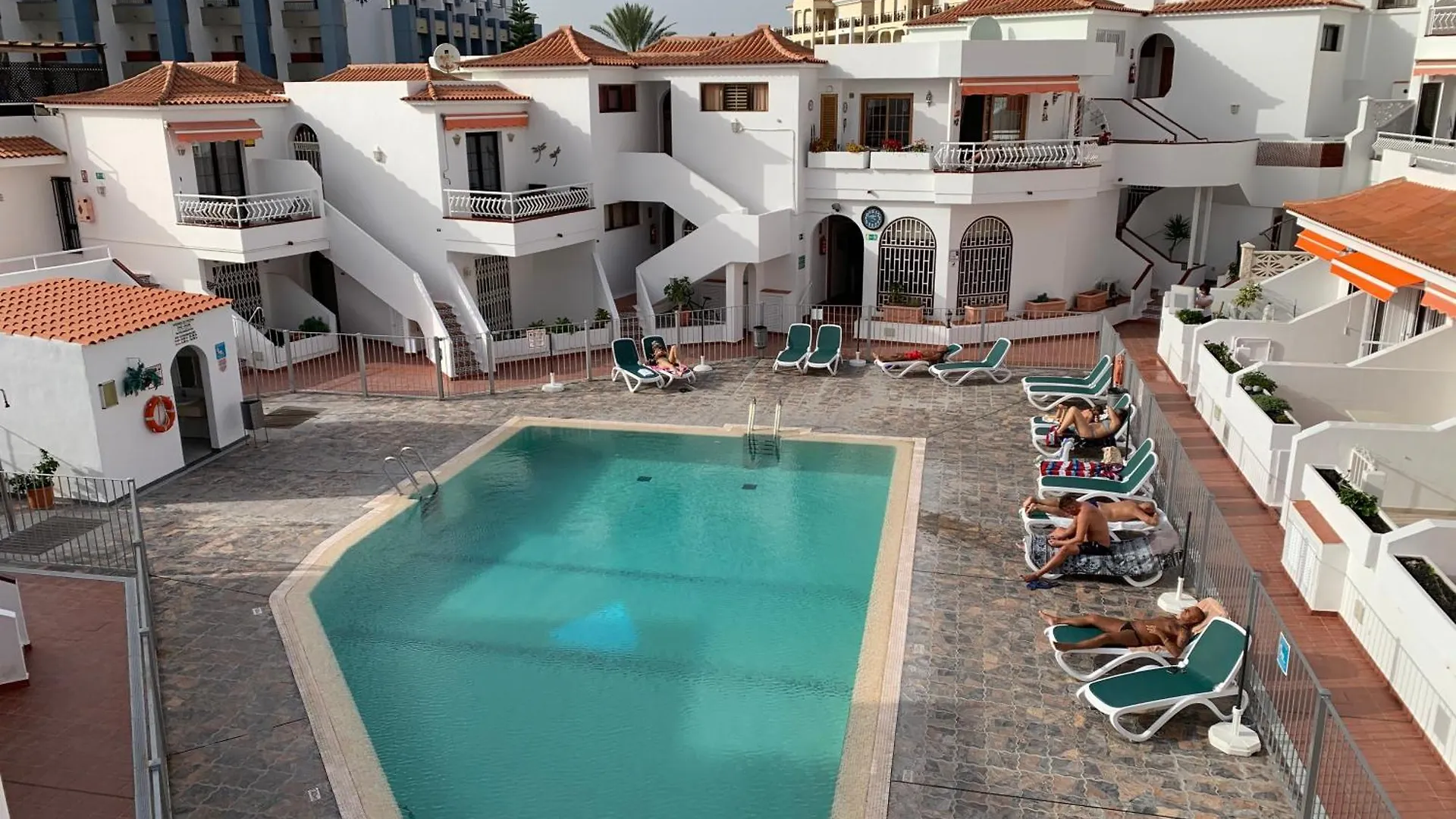 Luxury Los Diamantes One Bedroom Apartment Los Cristianos
