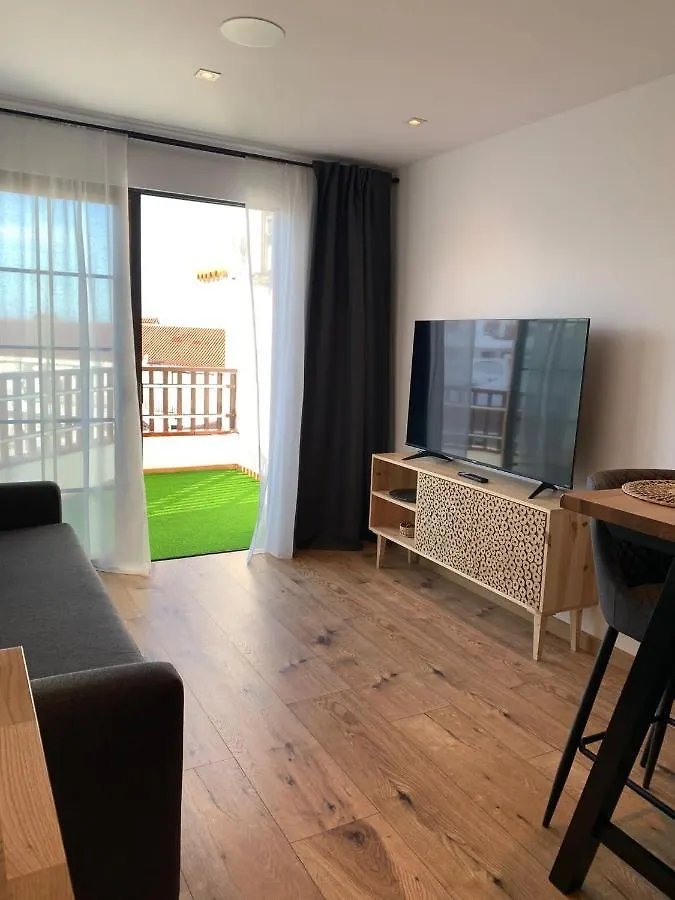 Luxury Los Diamantes One Bedroom Apartment Los Cristianos